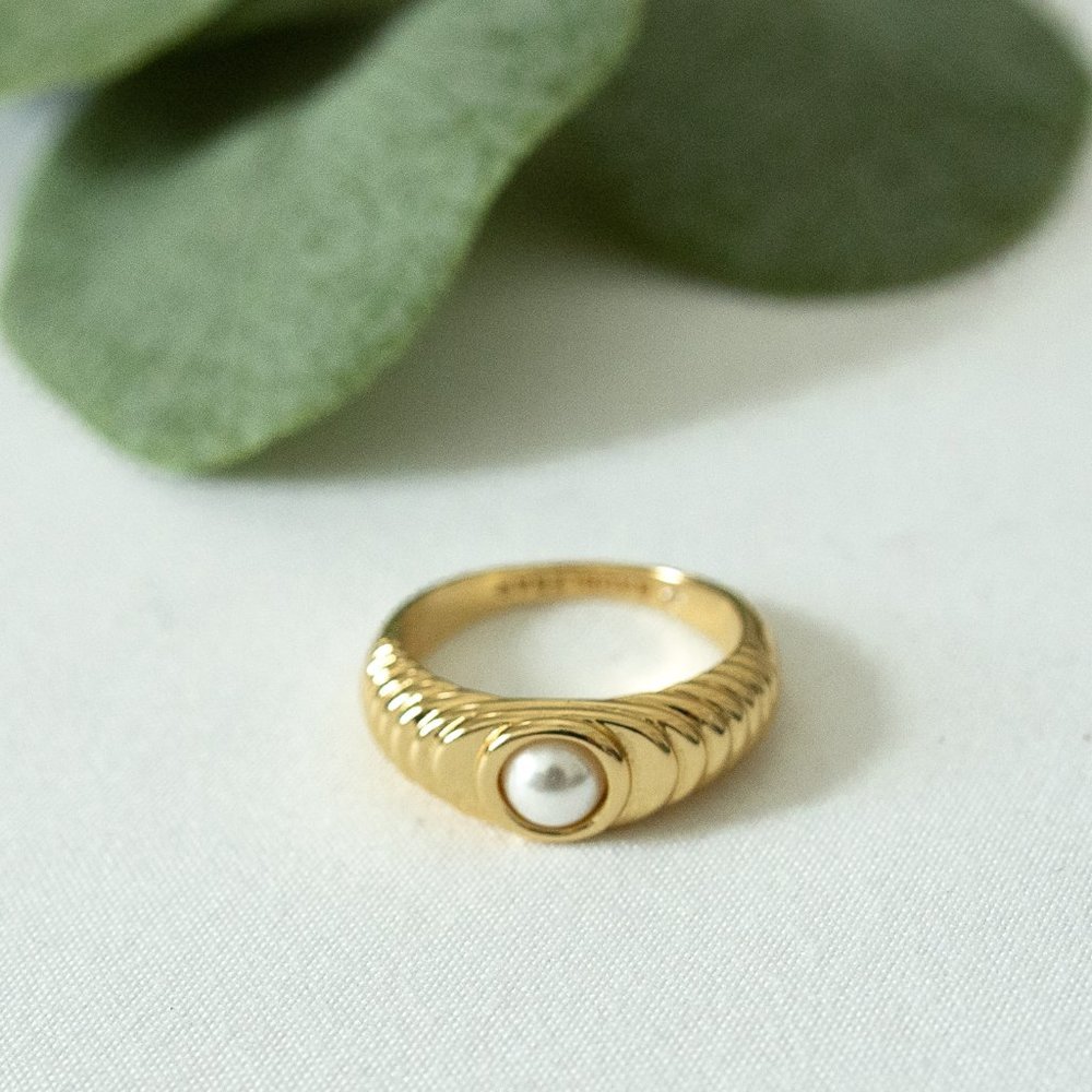 BaubleBar Pearl Ring